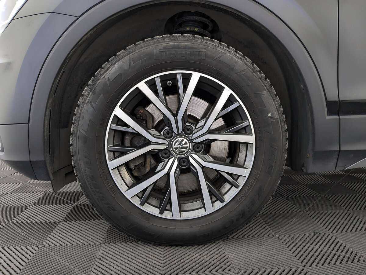 Volkswagen Tiguan, 2019 Фото №11