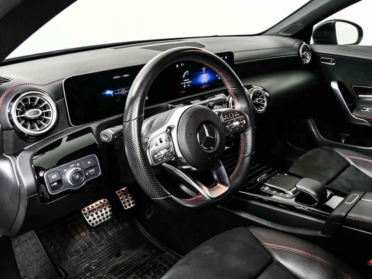 Mercedes-Benz CLA 200, 2020 Фото №13