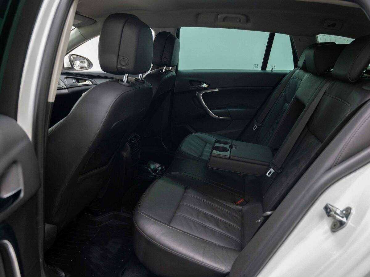 Opel Insignia, 2013 Фото №12