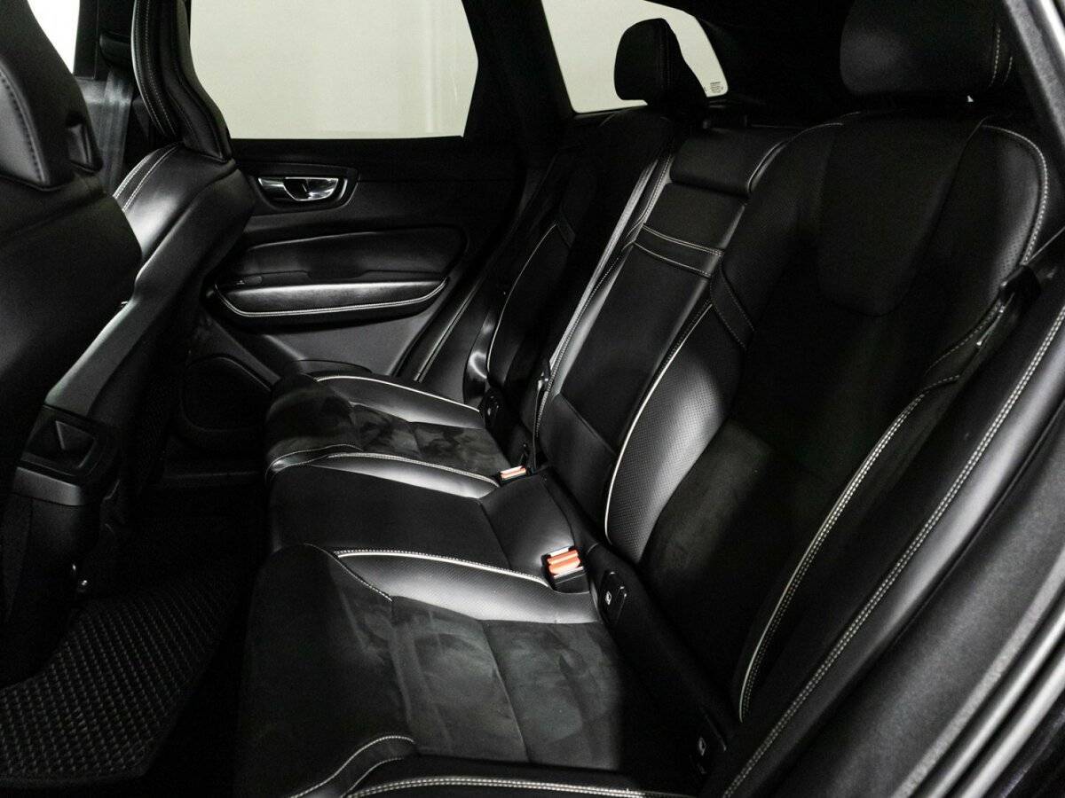 Volvo XC60, 2018 Фото №10