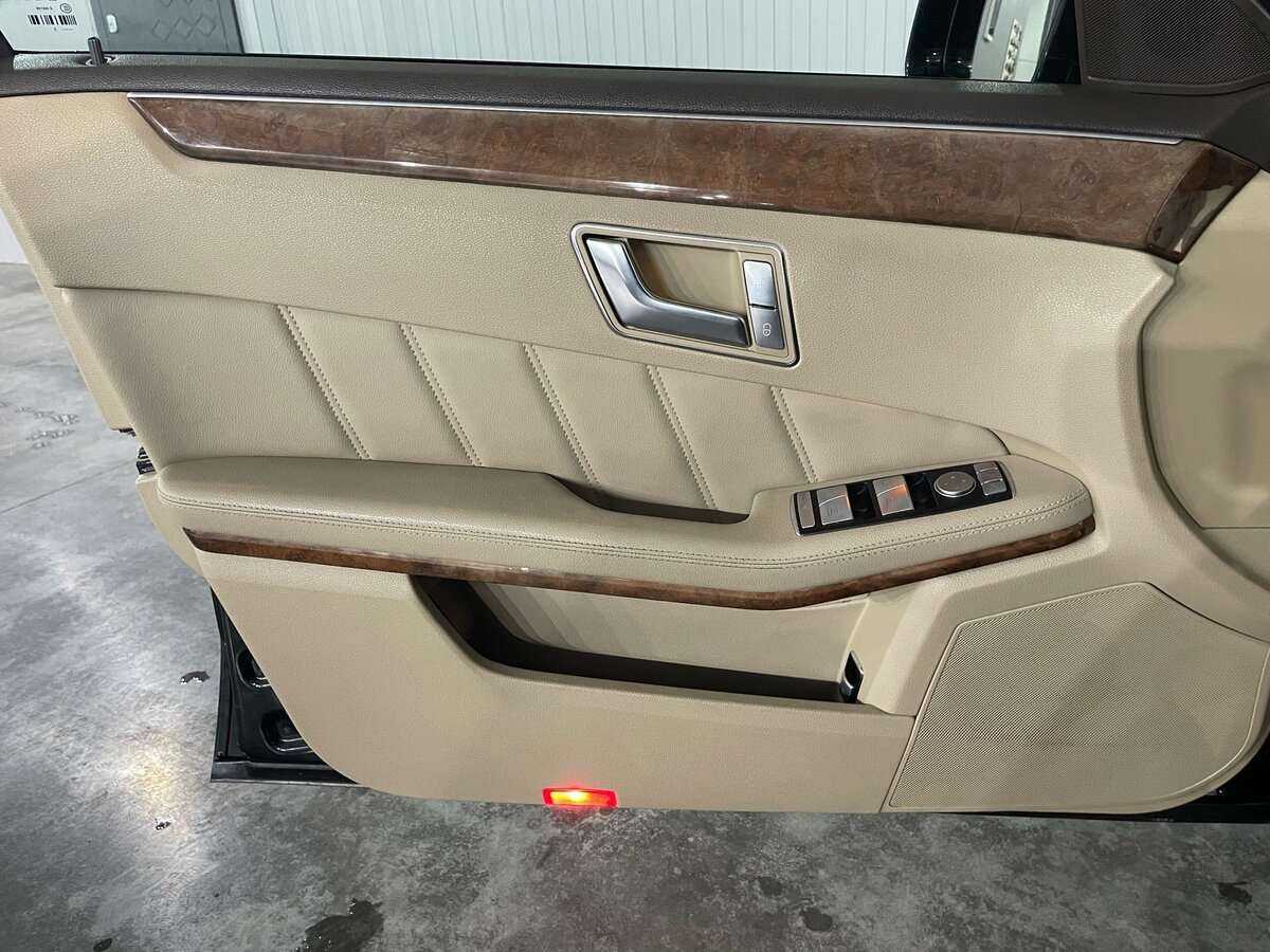 Mercedes-Benz E-Класс 200 7G-Tronic, 2012 Фото №8