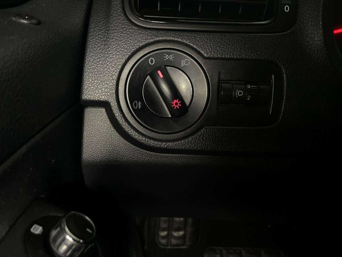 Volkswagen Polo, 2017 Фото №18