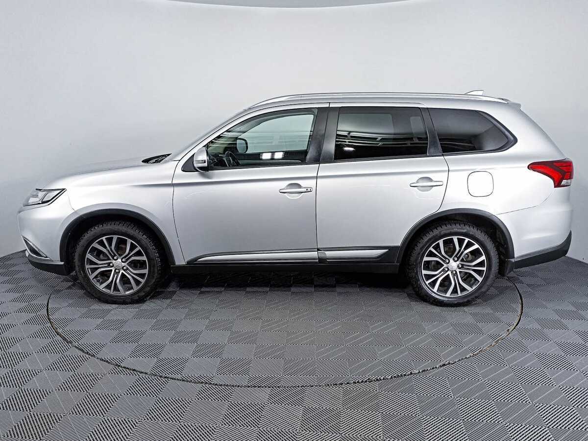Mitsubishi Outlander, 2018 Фото №8