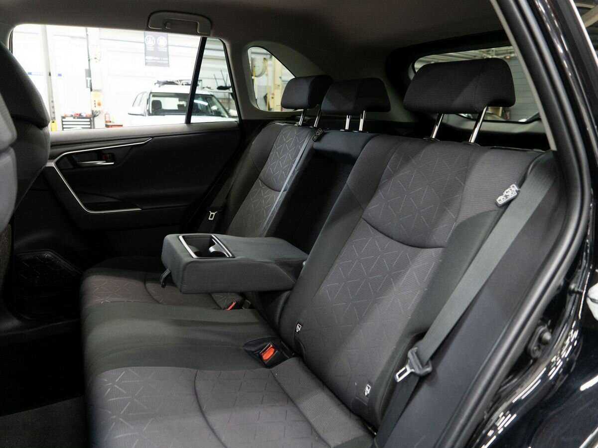 Toyota RAV4, 2019 Фото №7