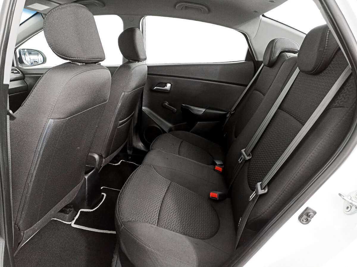 Kia Rio, 2015 Фото №8