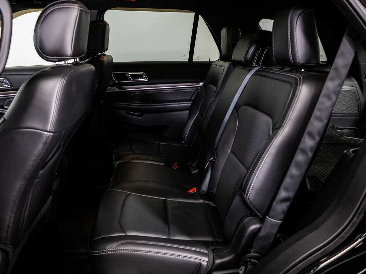 Ford Explorer, 2016 Фото №10