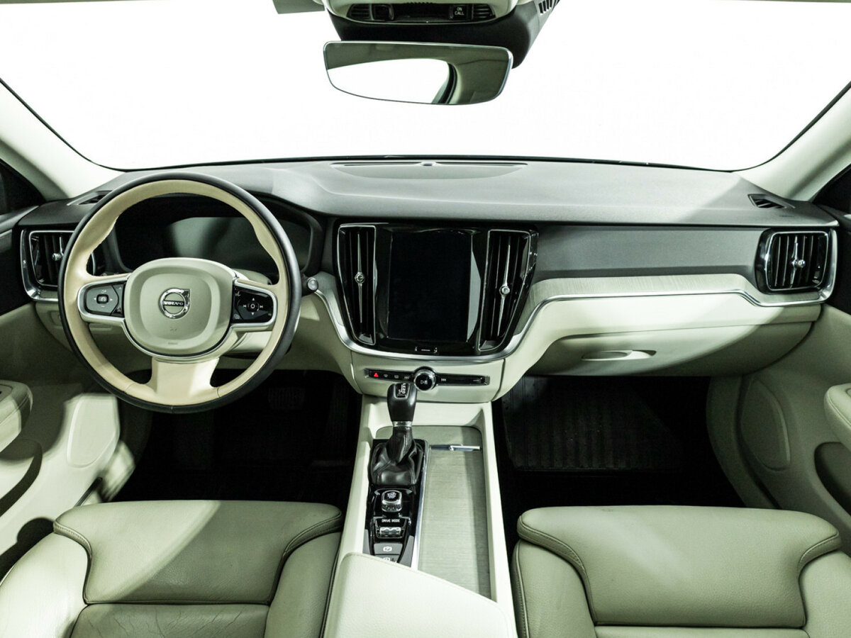 Volvo V60 II, 2018 Фото №13