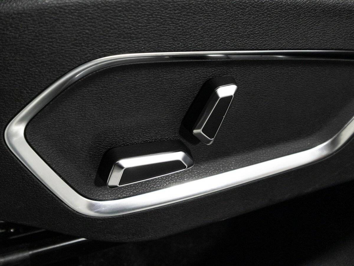 Geely Atlas Pro, 2023 Фото №18