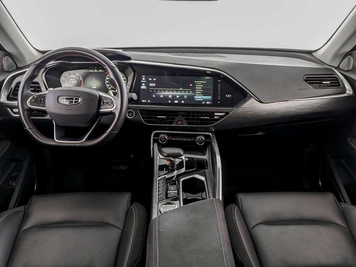 Geely Tugella, 2021 Фото №12