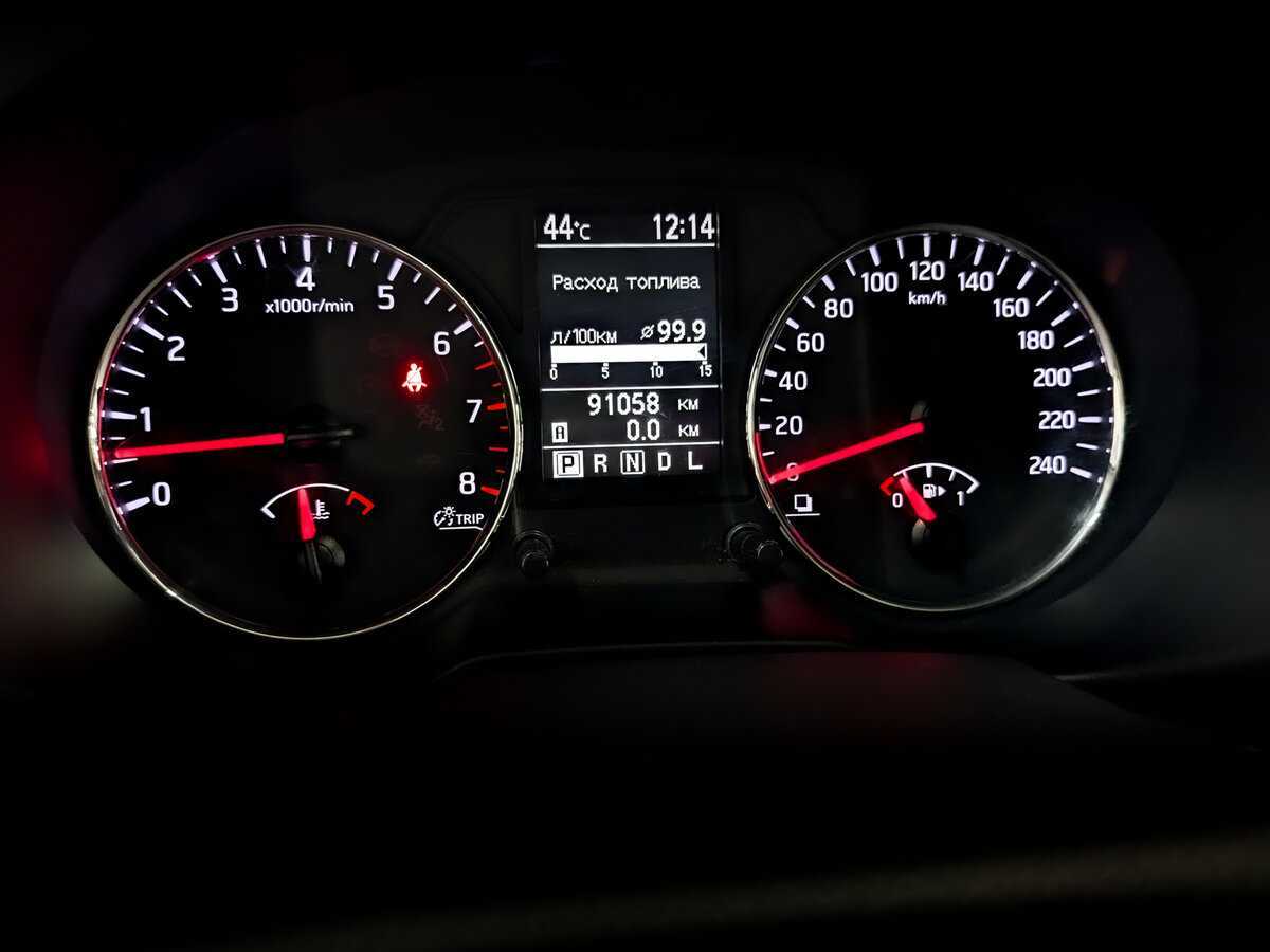 Nissan X-Trail, 2013 Фото №11