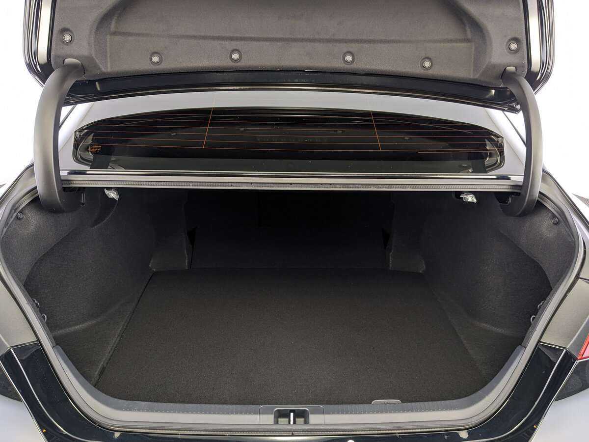Toyota Camry, 2021 Фото №10