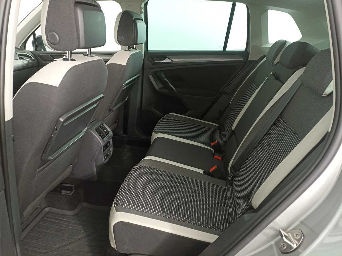 Volkswagen Tiguan, 2019 Фото №12