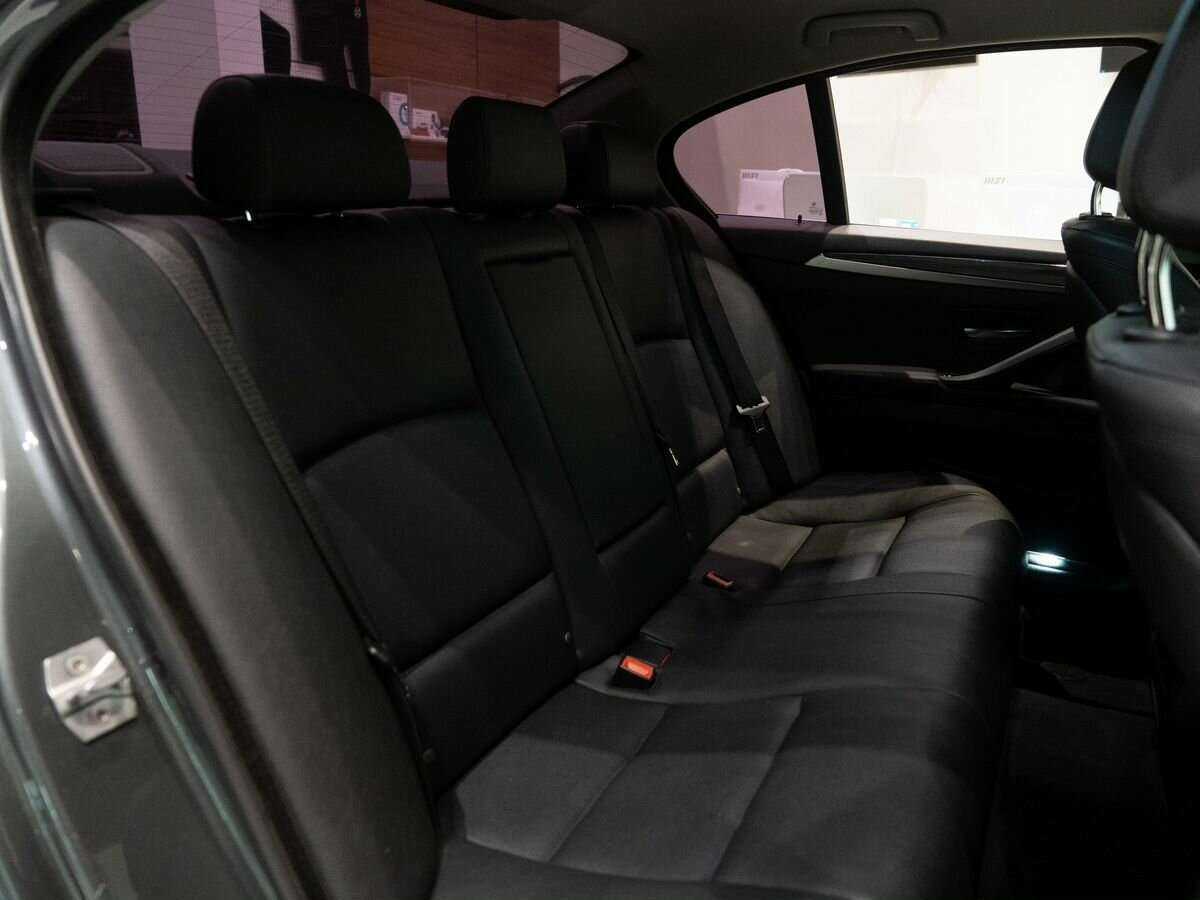 BMW 5 серии 520i, 2016 Фото №8