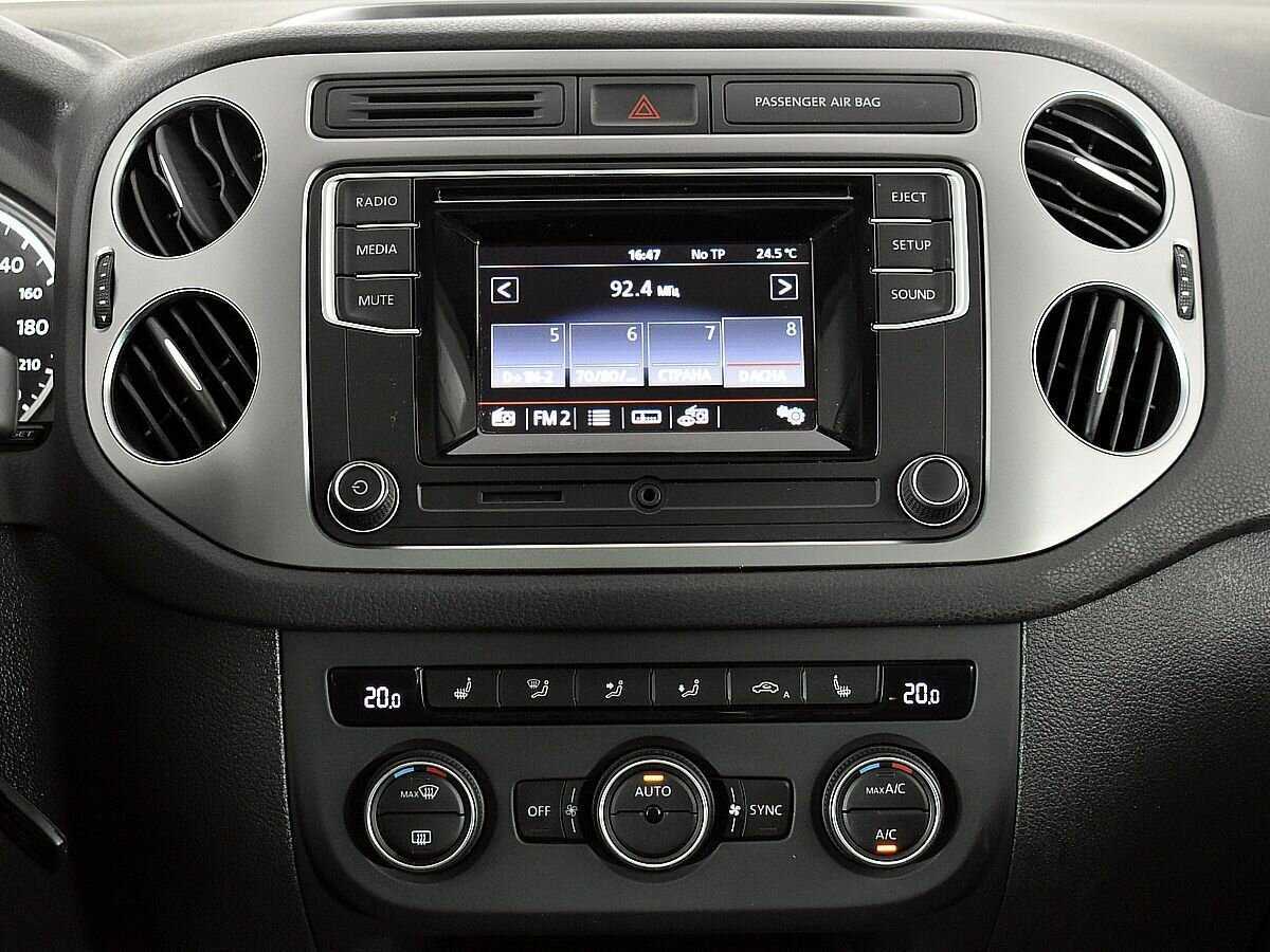 Volkswagen Tiguan, 2016 Фото №13