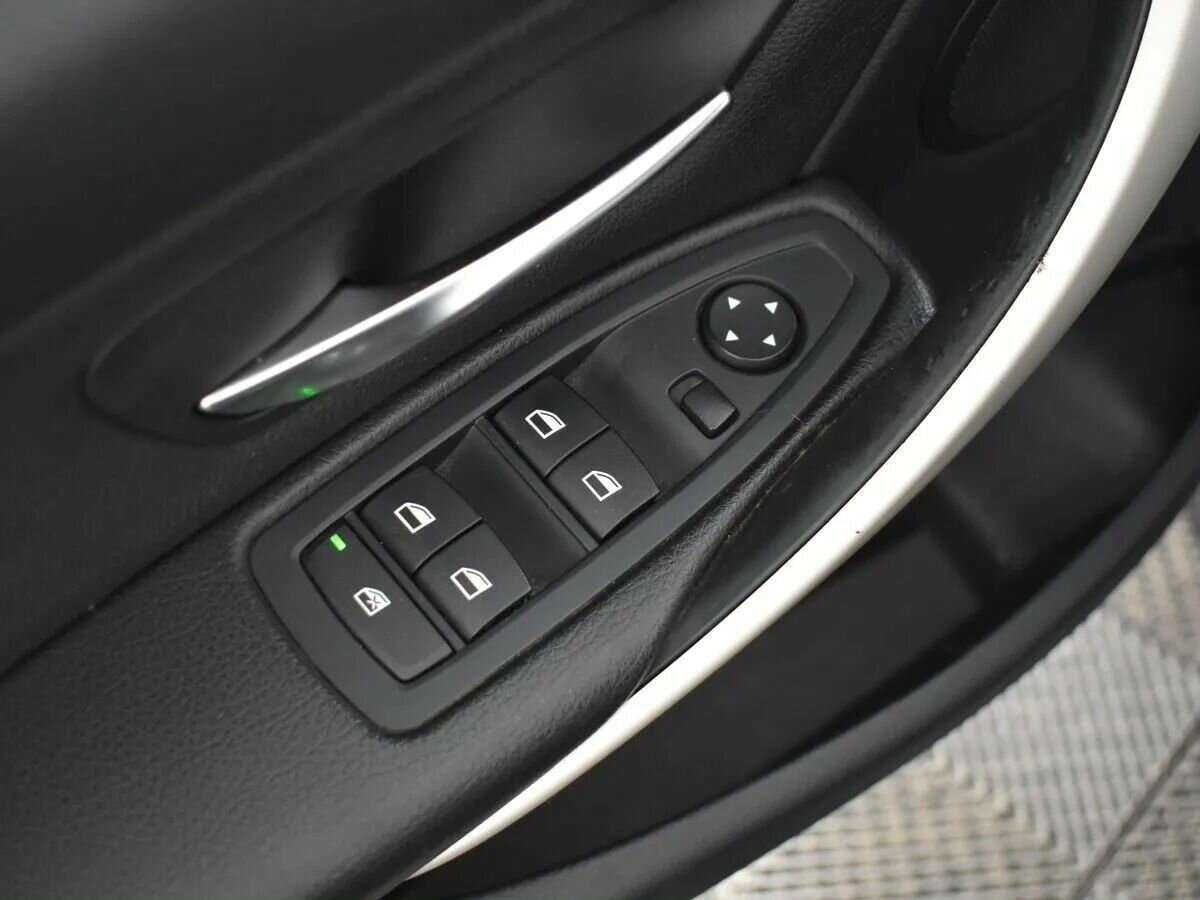 BMW 3 серии 316i, 2014 Фото №4