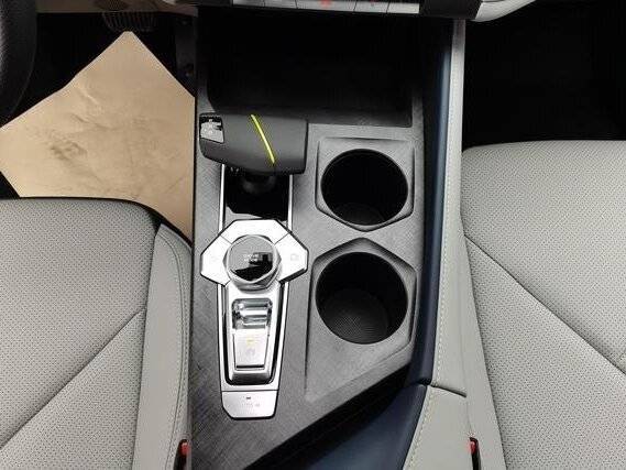 Changan UNI-T, 2022 Фото №10