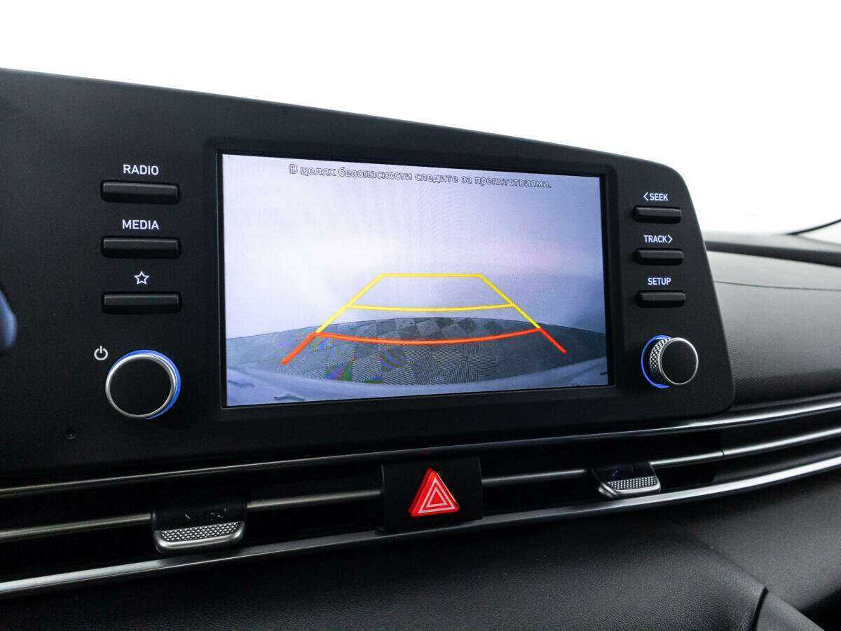 Hyundai Elantra, 2021 Фото №16