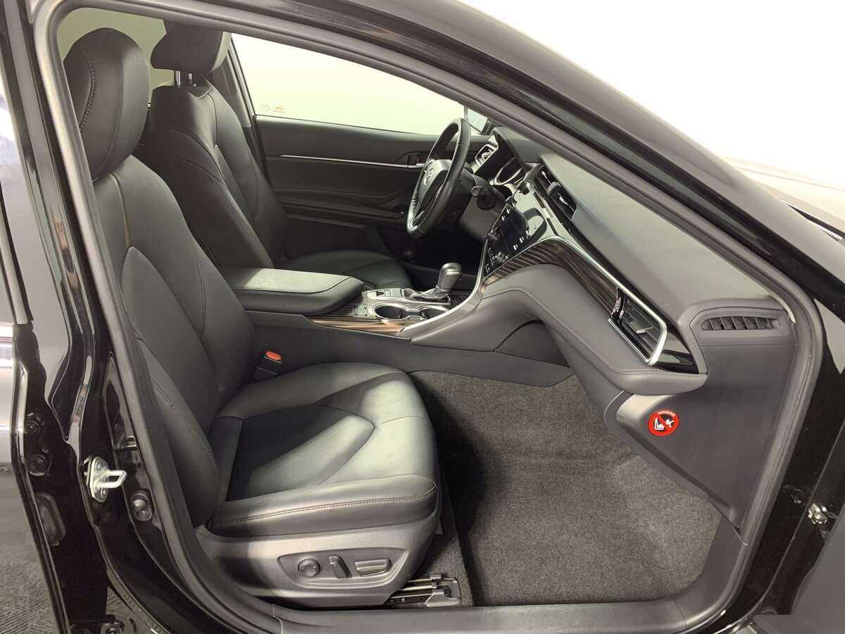 Toyota Camry, 2020 Фото №14