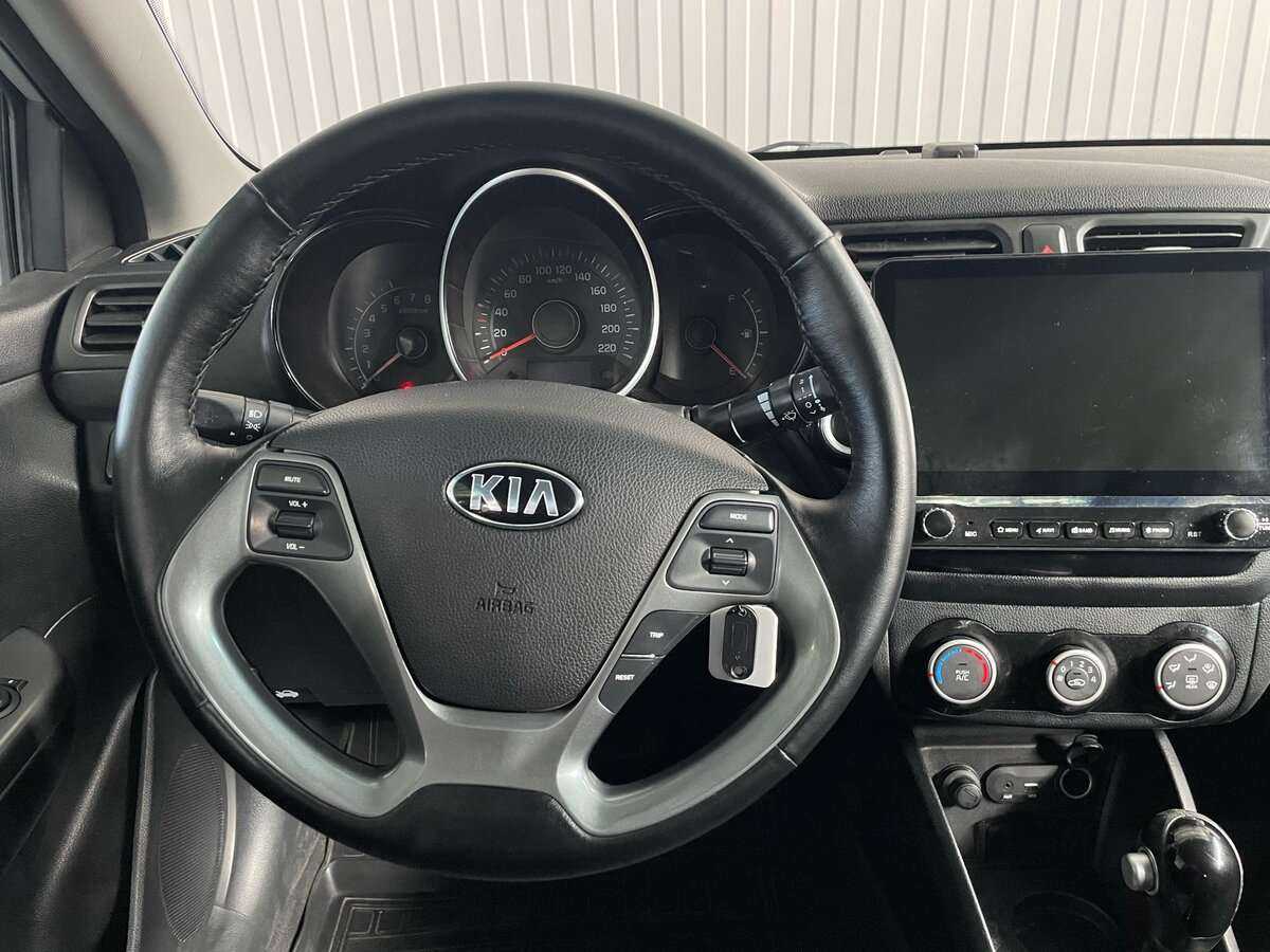 Kia Rio, 2017 Фото №10