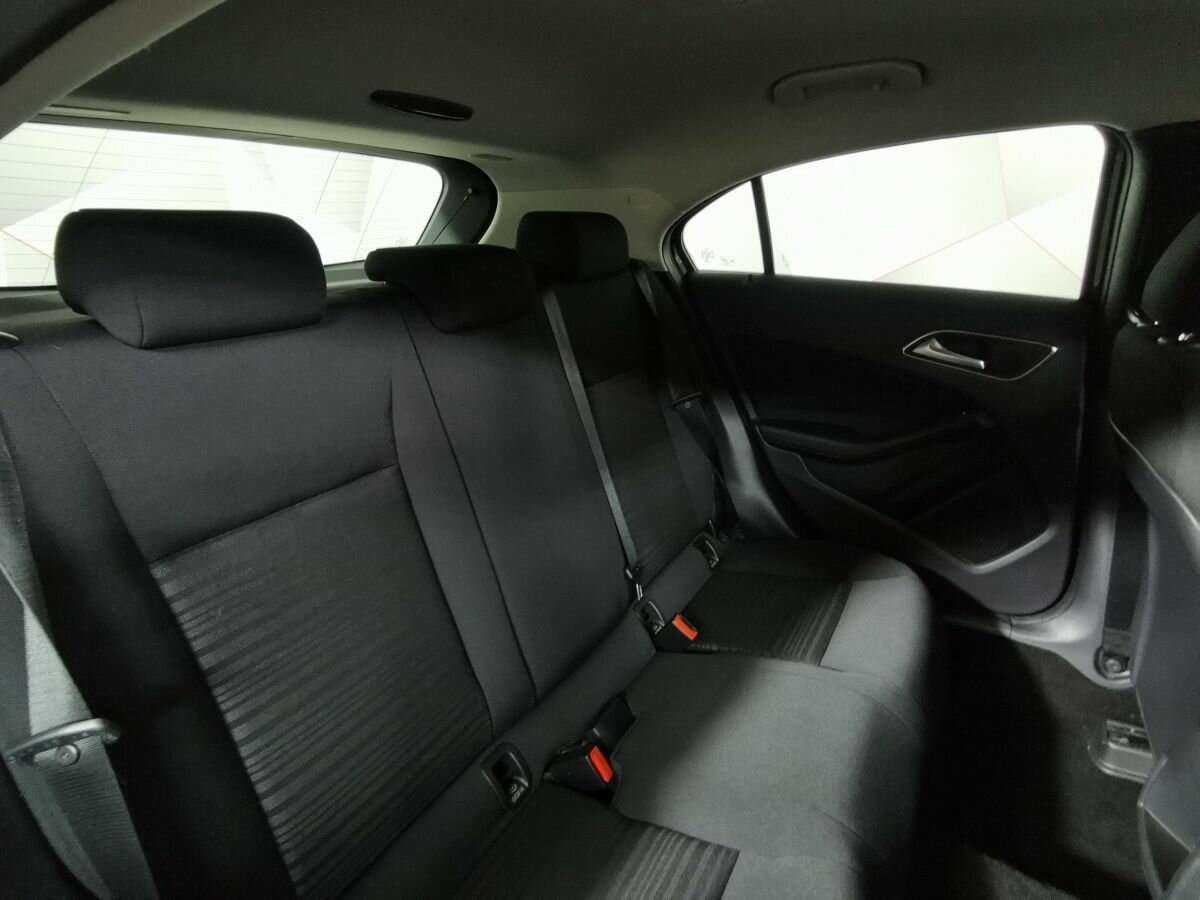 Mercedes-Benz A-Класс 180, 2014 Фото №12
