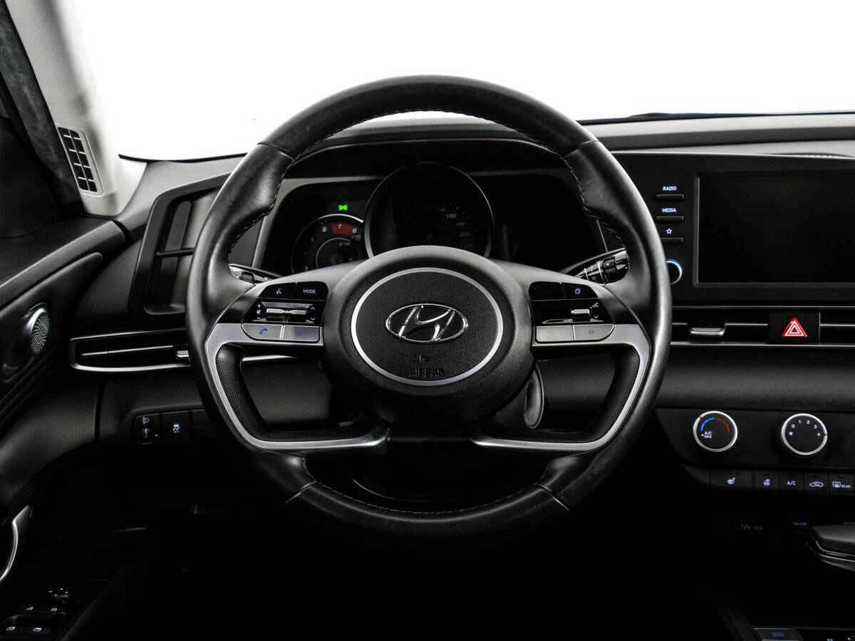 Hyundai Elantra, 2021 Фото №13