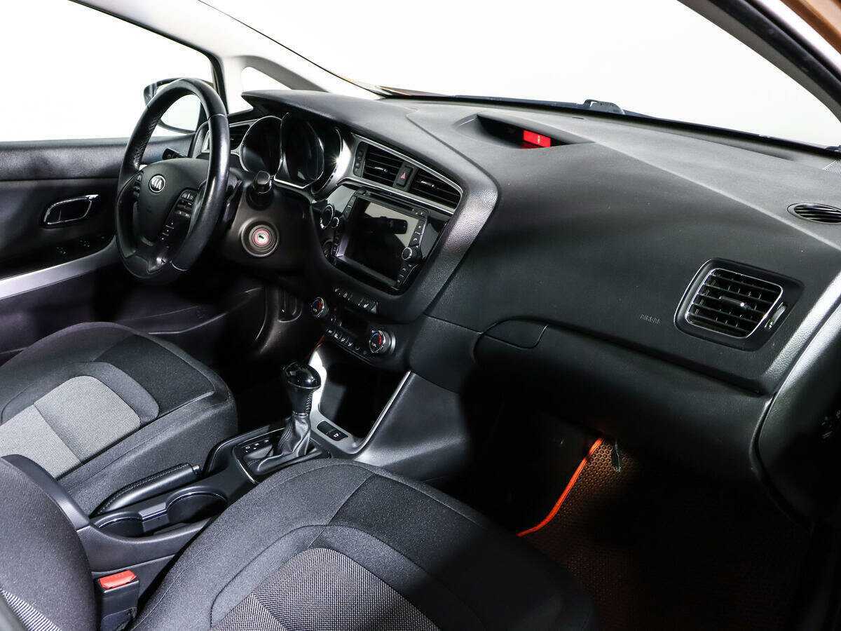 Kia Ceed, 2016 Фото №9