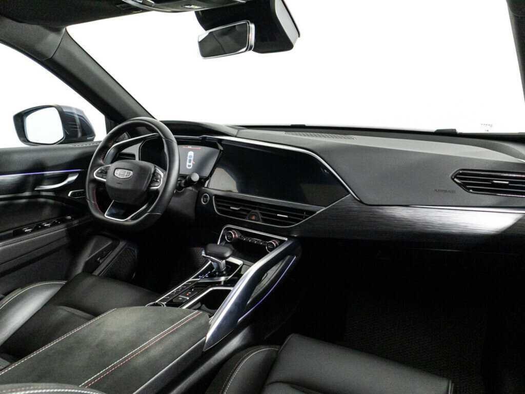 Geely Tugella, 2022 Фото №9