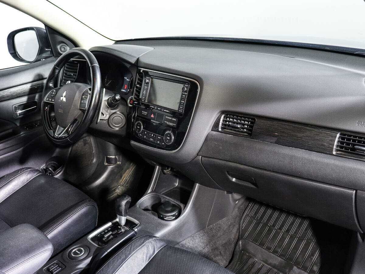 Mitsubishi Outlander, 2015 Фото №7