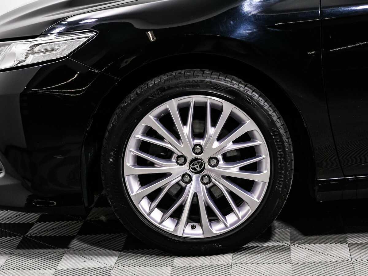 Toyota Camry, 2018 Фото №13