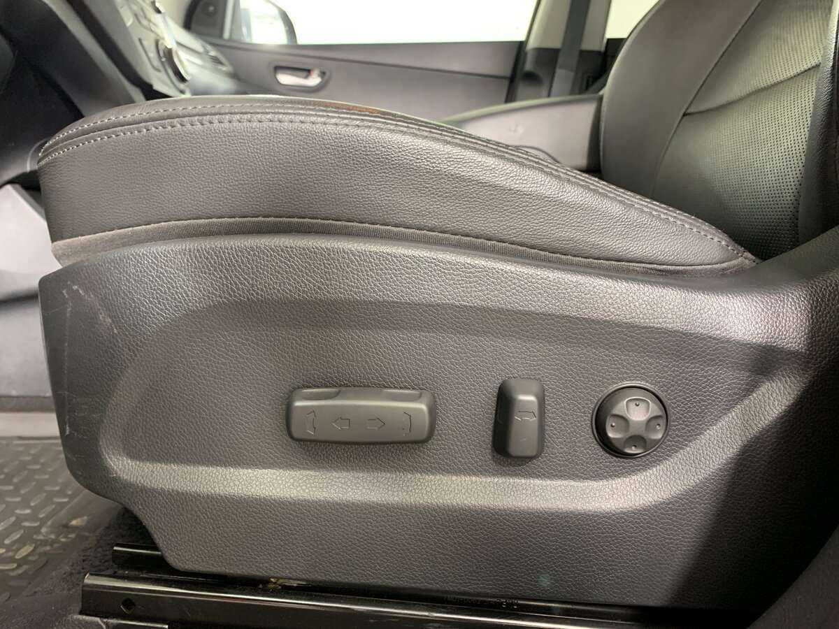 Hyundai Santa Fe, 2017 Фото №14