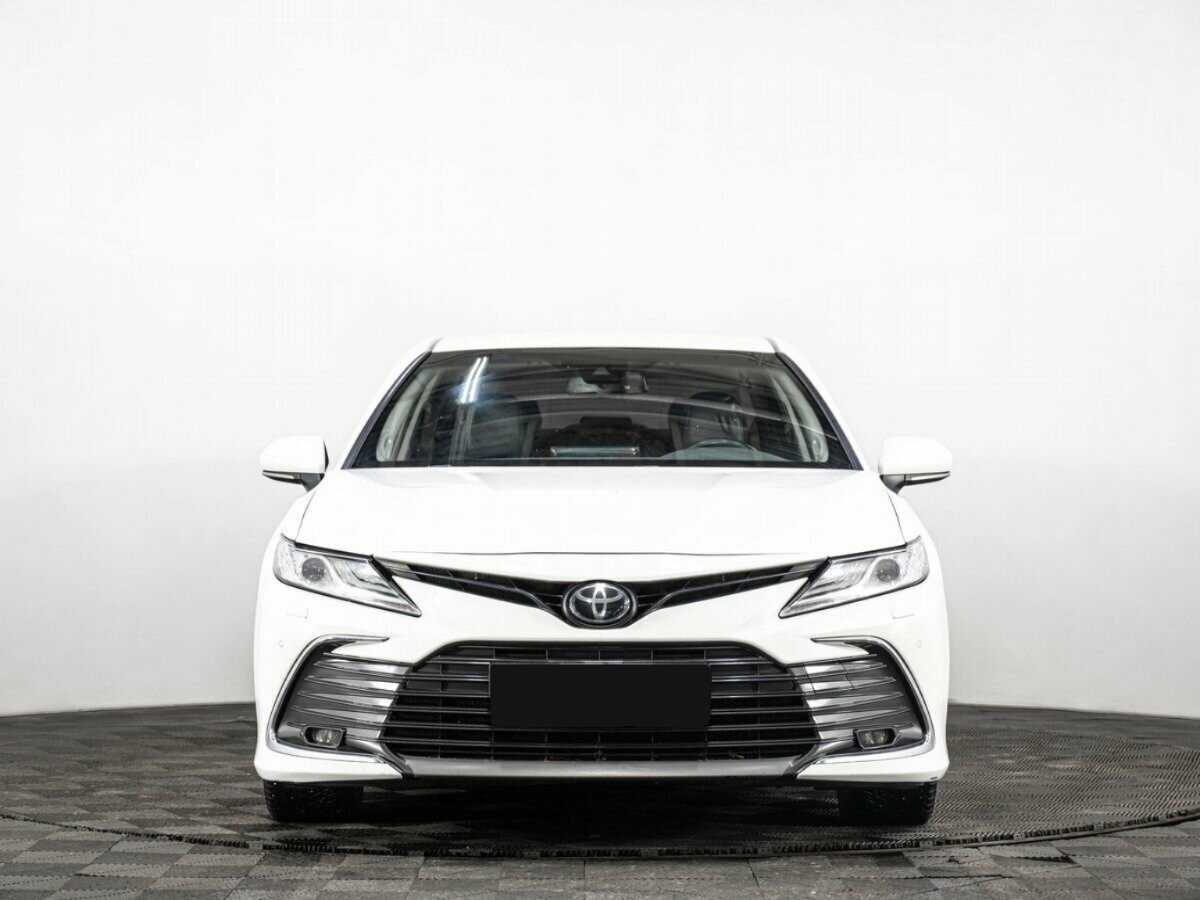Toyota Camry, 2022 Фото №2