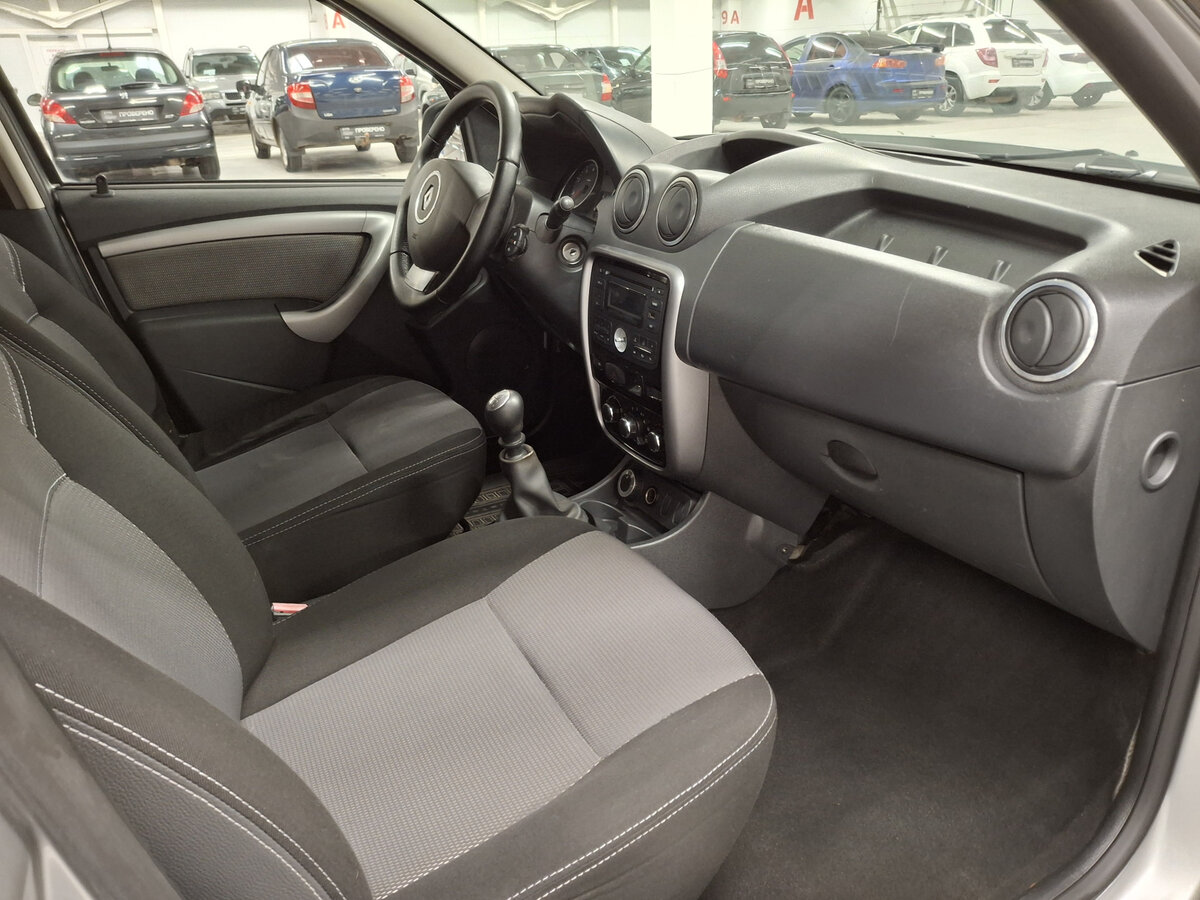 Renault Duster I, 2012 Фото №11