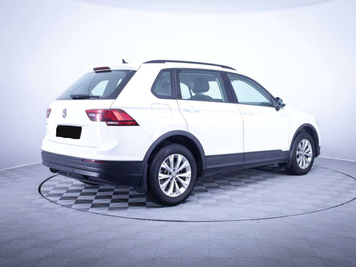 Volkswagen Tiguan, 2018 Фото №5