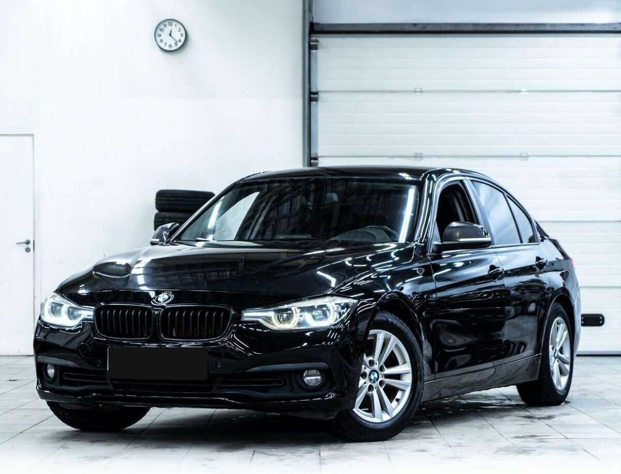 BMW 3 серии 318i, 2015 Фото №1