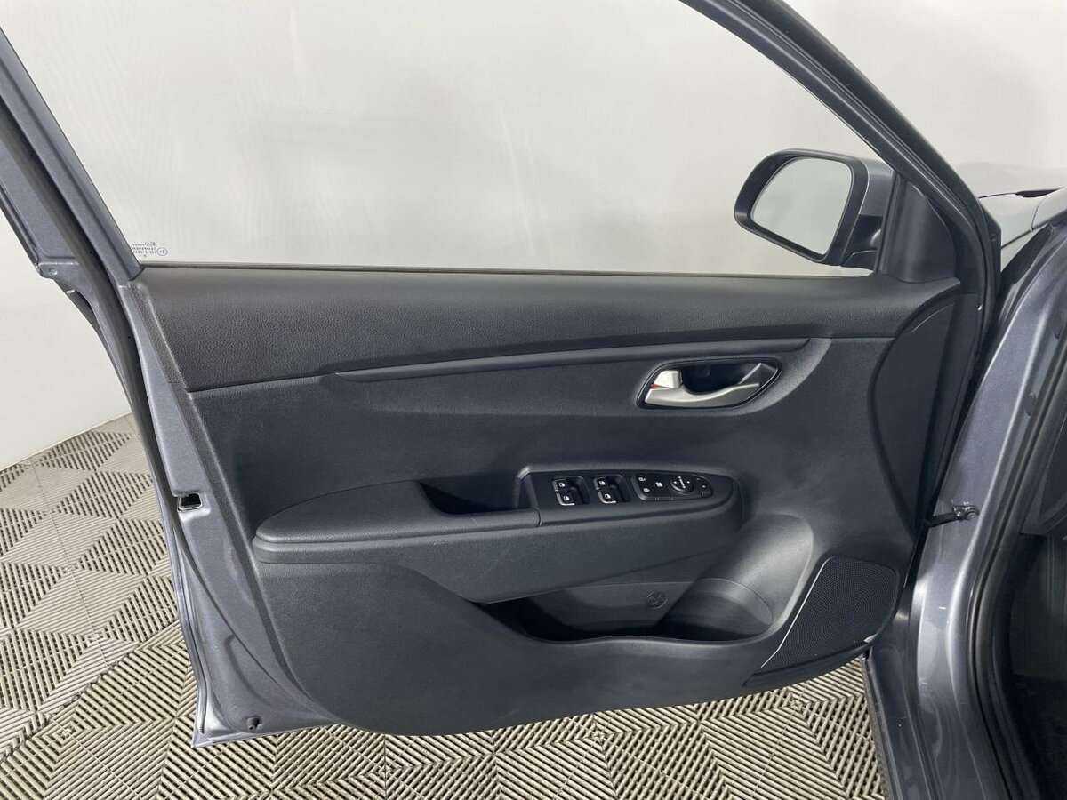 Kia Rio, 2020 Фото №8