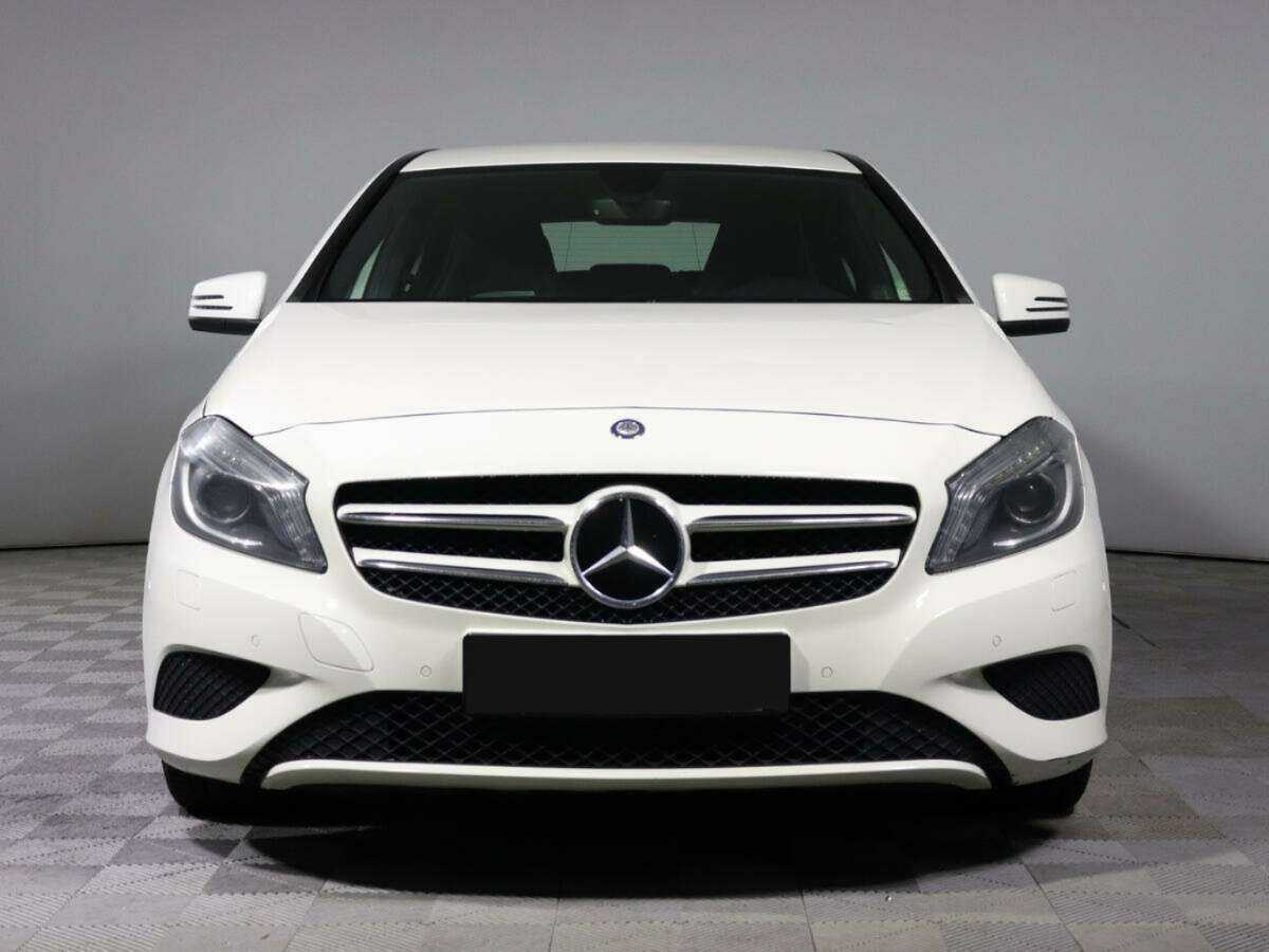 Mercedes-Benz A-Класс 180, 2014 Фото №2