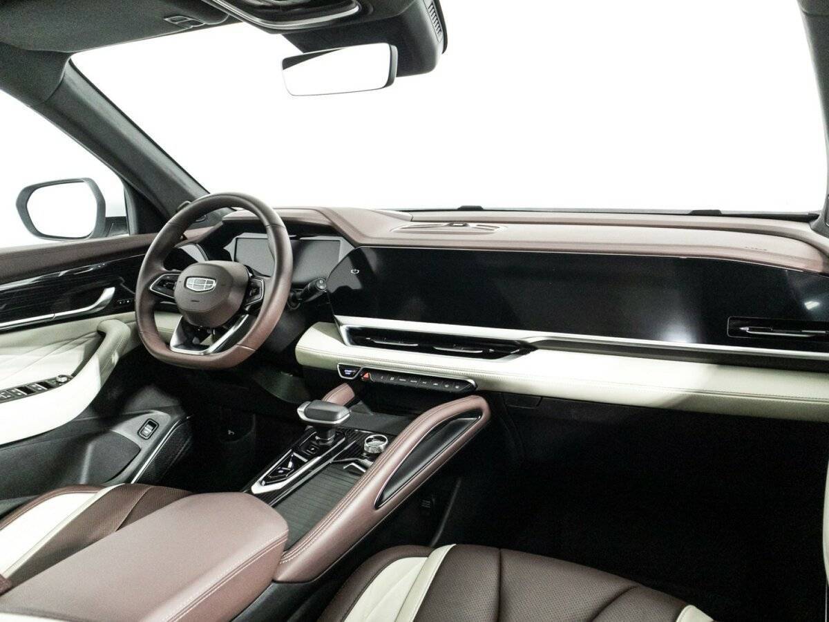 Geely Monjaro, 2023 Фото №9