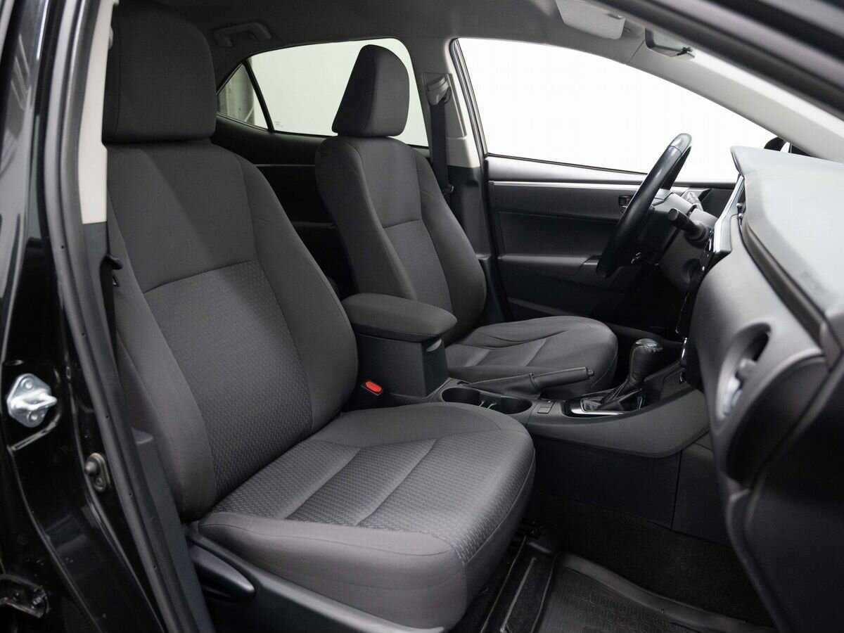 Toyota Corolla, 2017 Фото №12