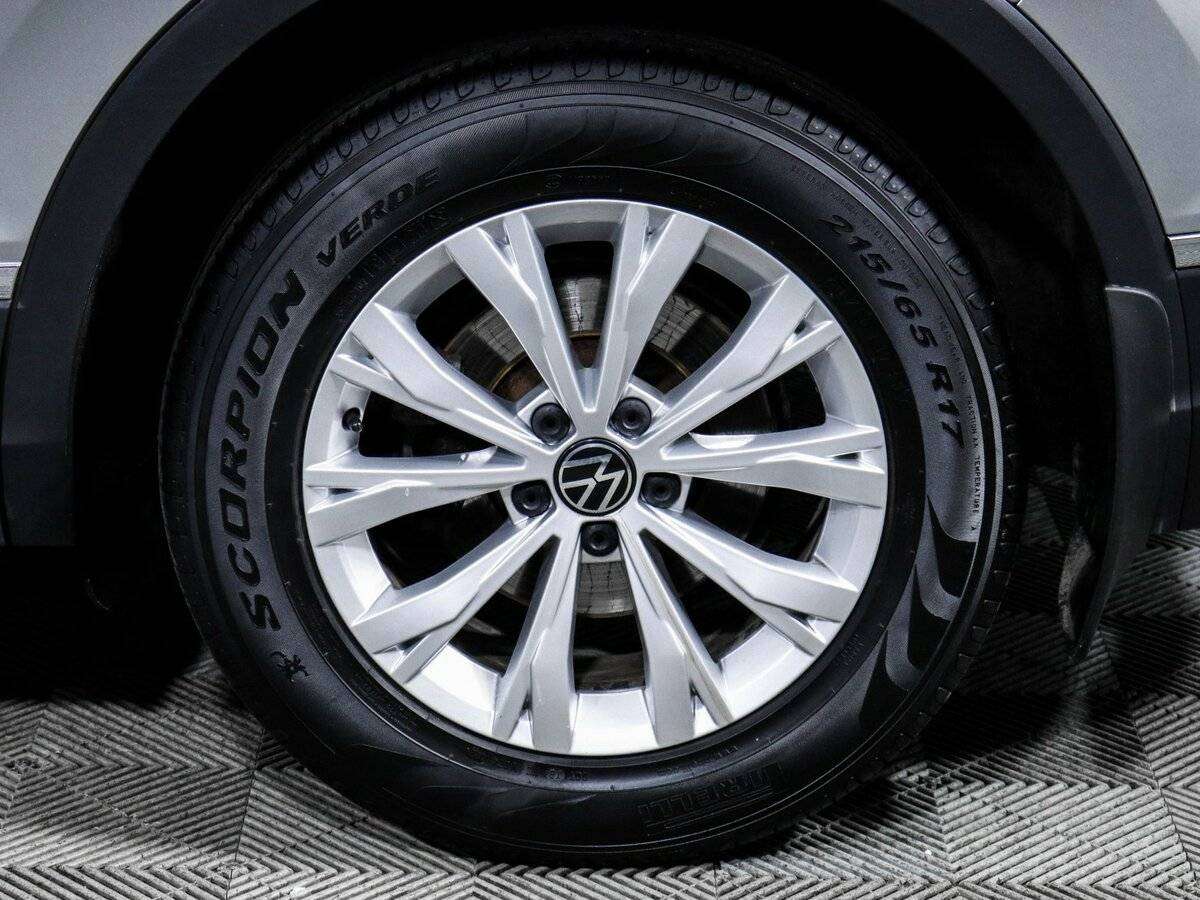 Volkswagen Tiguan, 2021 Фото №11