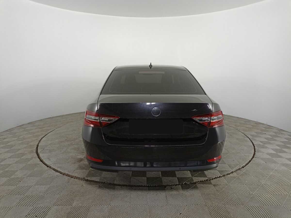 Skoda Superb, 2018 Фото №6
