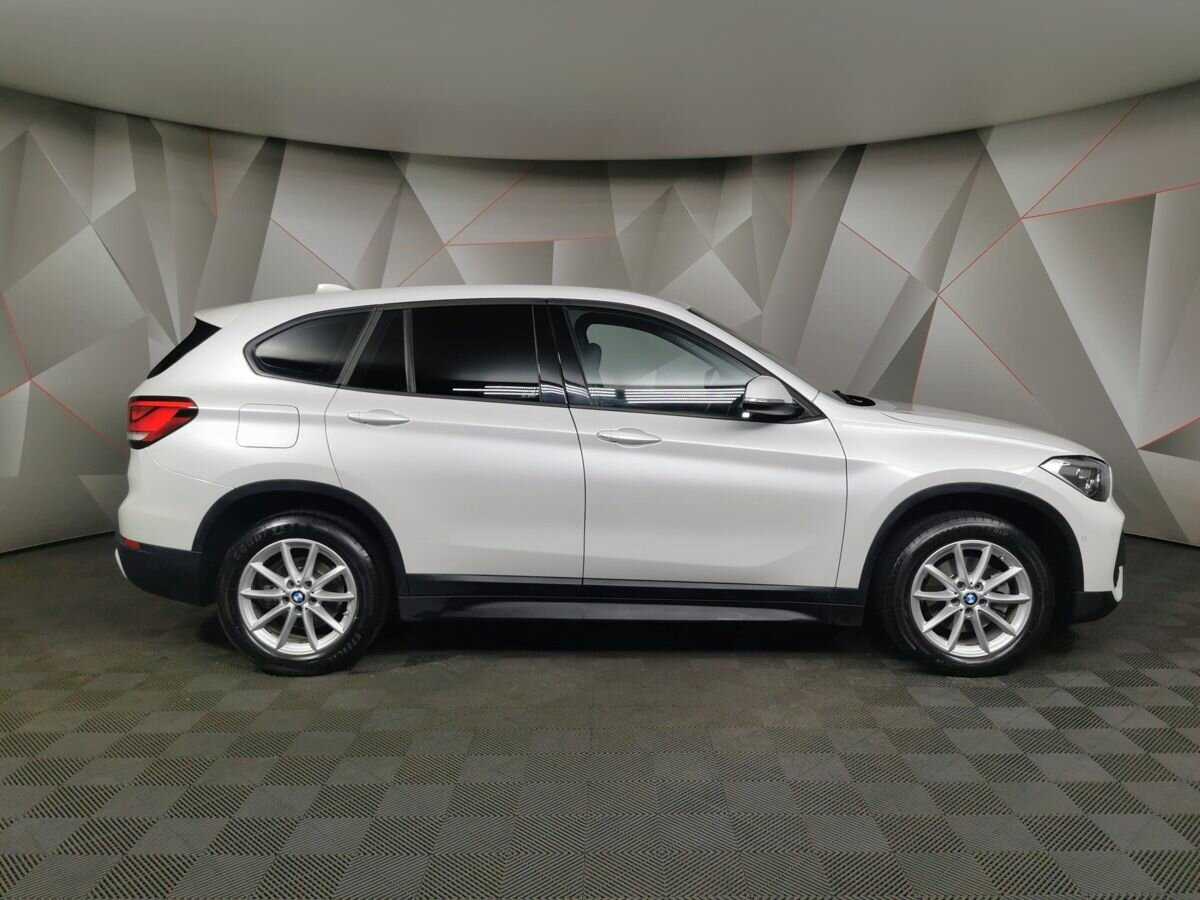 BMW X1 18i sDrive, 2020 Фото №6