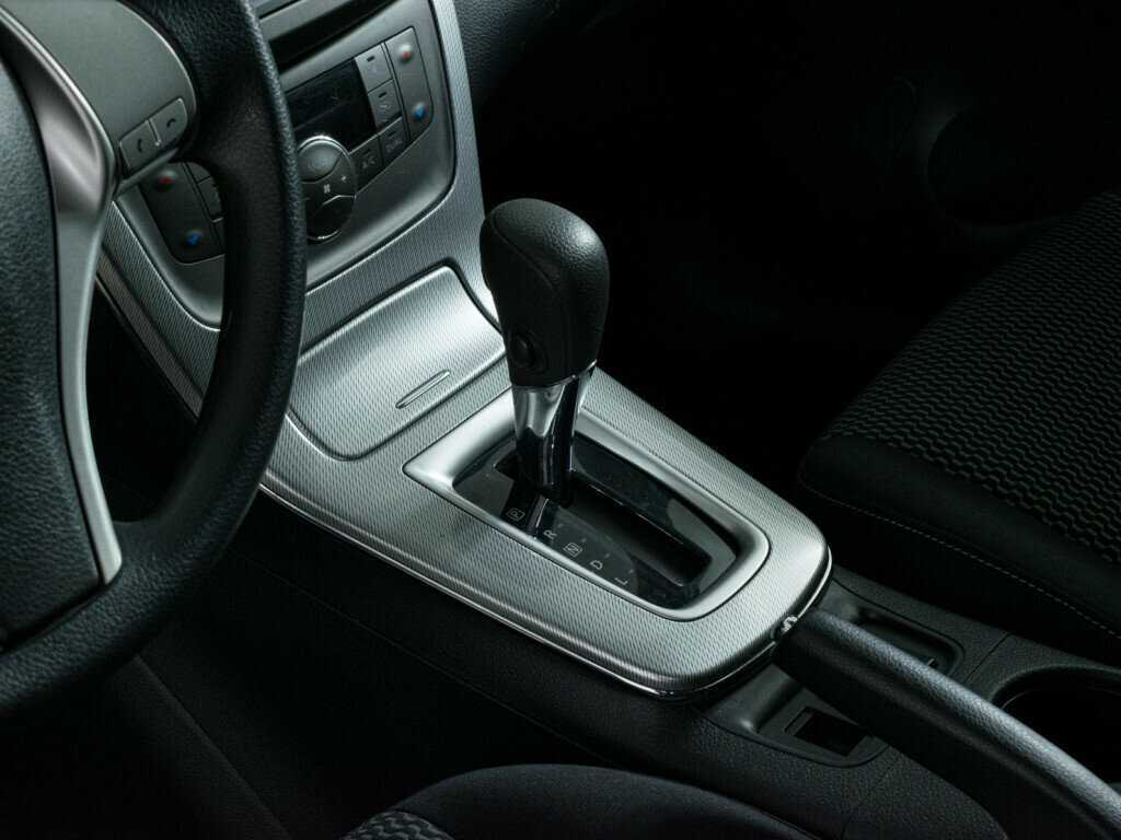 Nissan Tiida, 2015 Фото №13