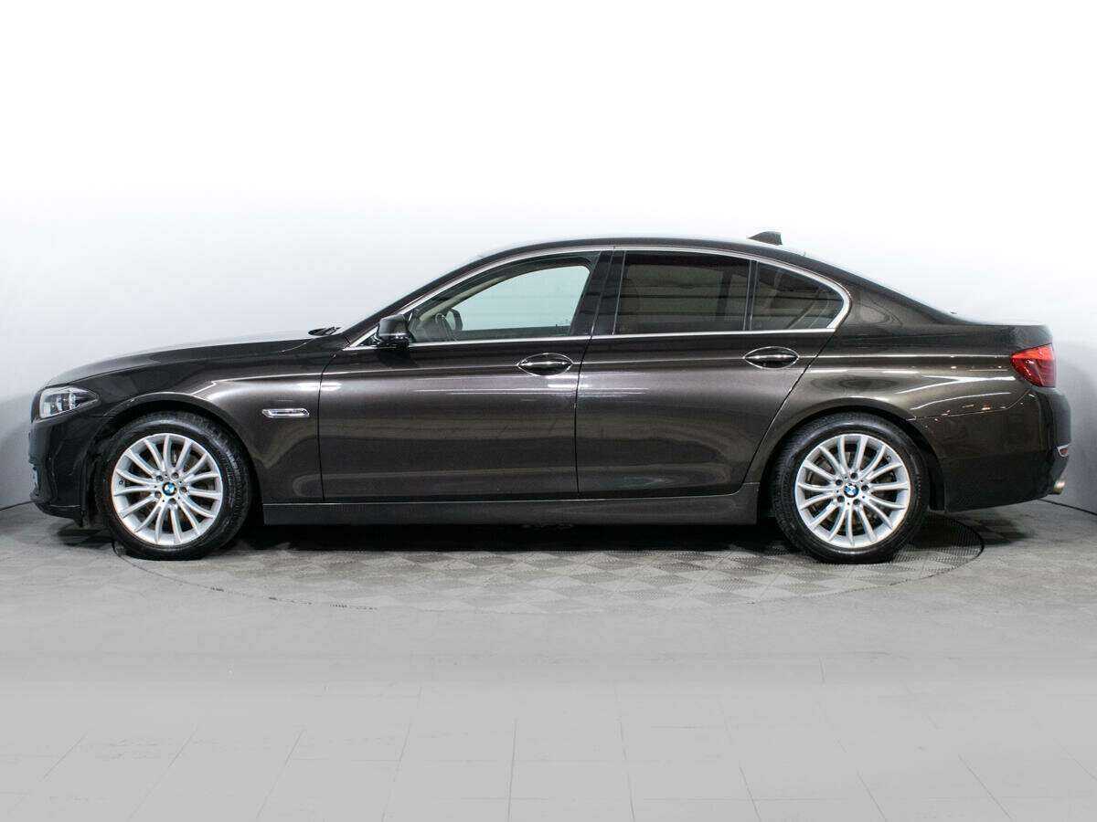 BMW 5 серии 528i xDrive, 2016 Фото №8