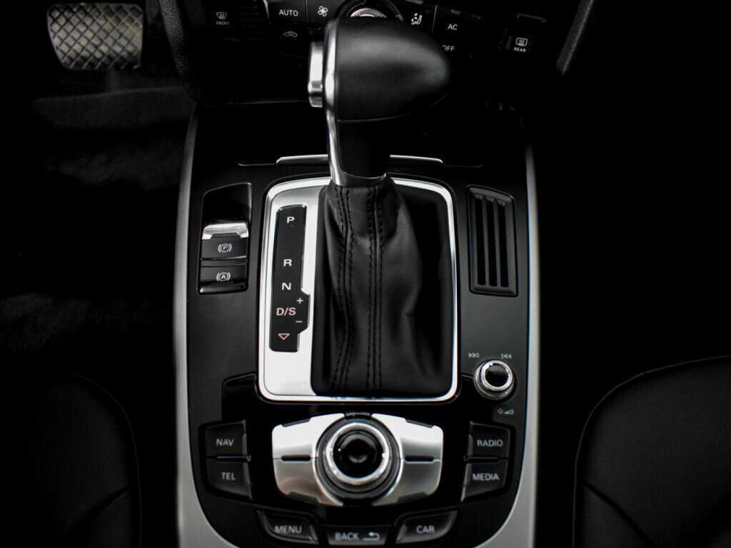 Audi A4, 2013 Фото №11