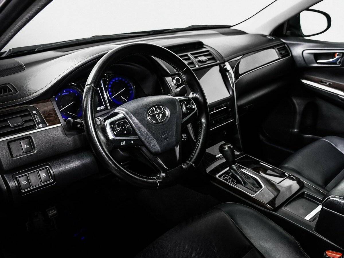 Toyota Camry, 2017 Фото №11