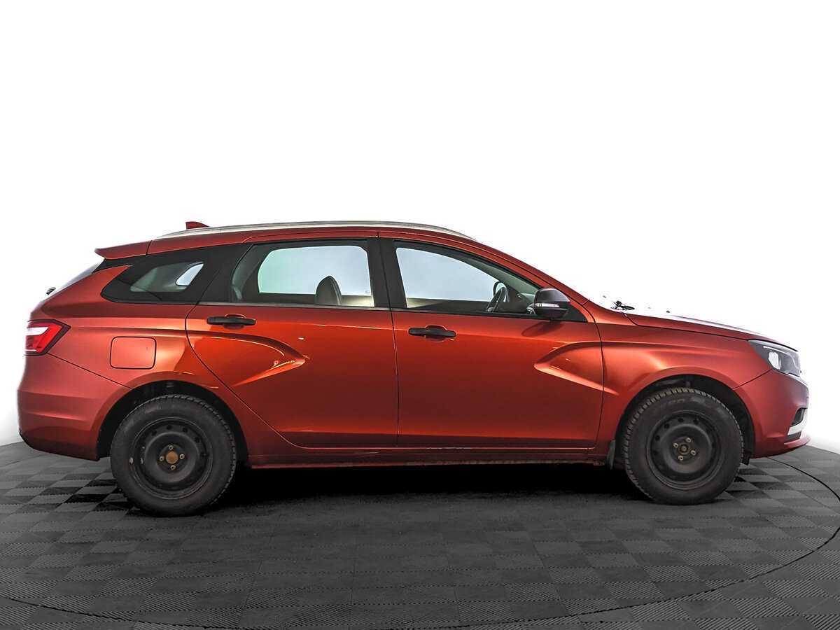 Lada (ВАЗ) Vesta SW, 2021 Фото №4