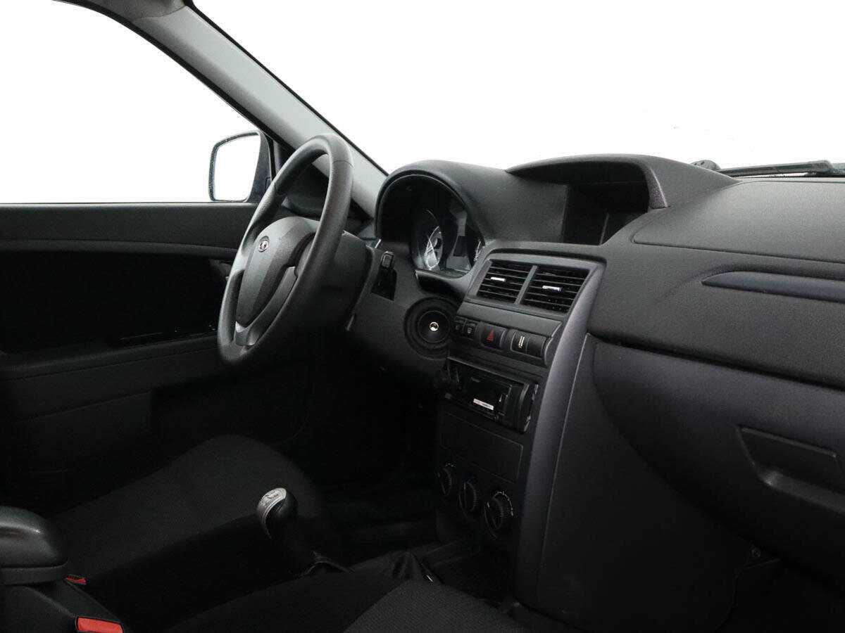 Lada (ВАЗ) Priora, 2017 Фото №7