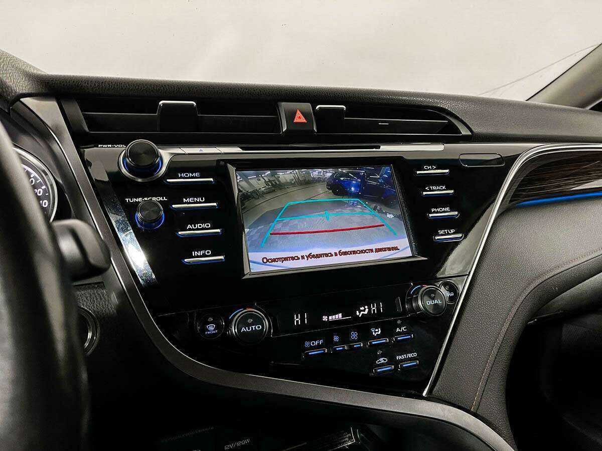 Toyota Camry, 2018 Фото №15