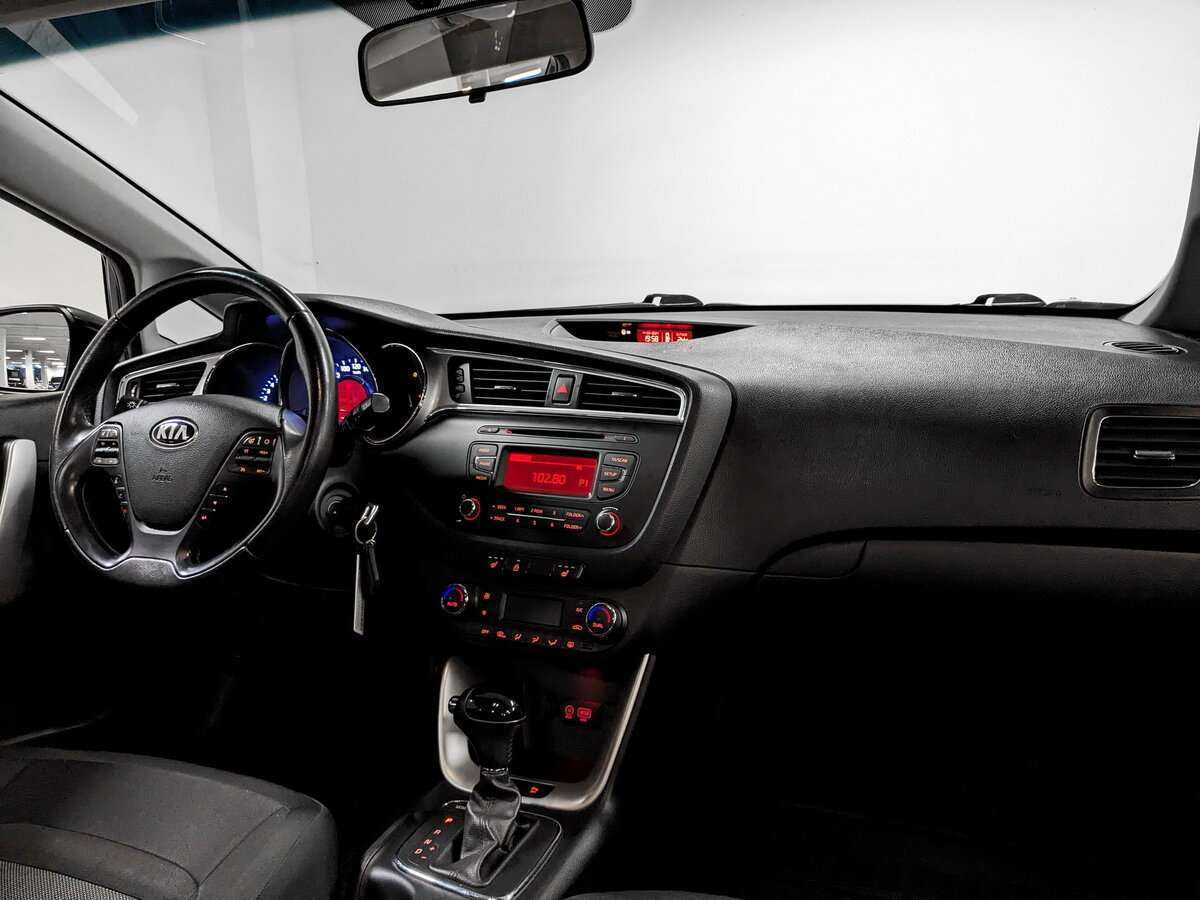 Kia Ceed, 2017 Фото №9