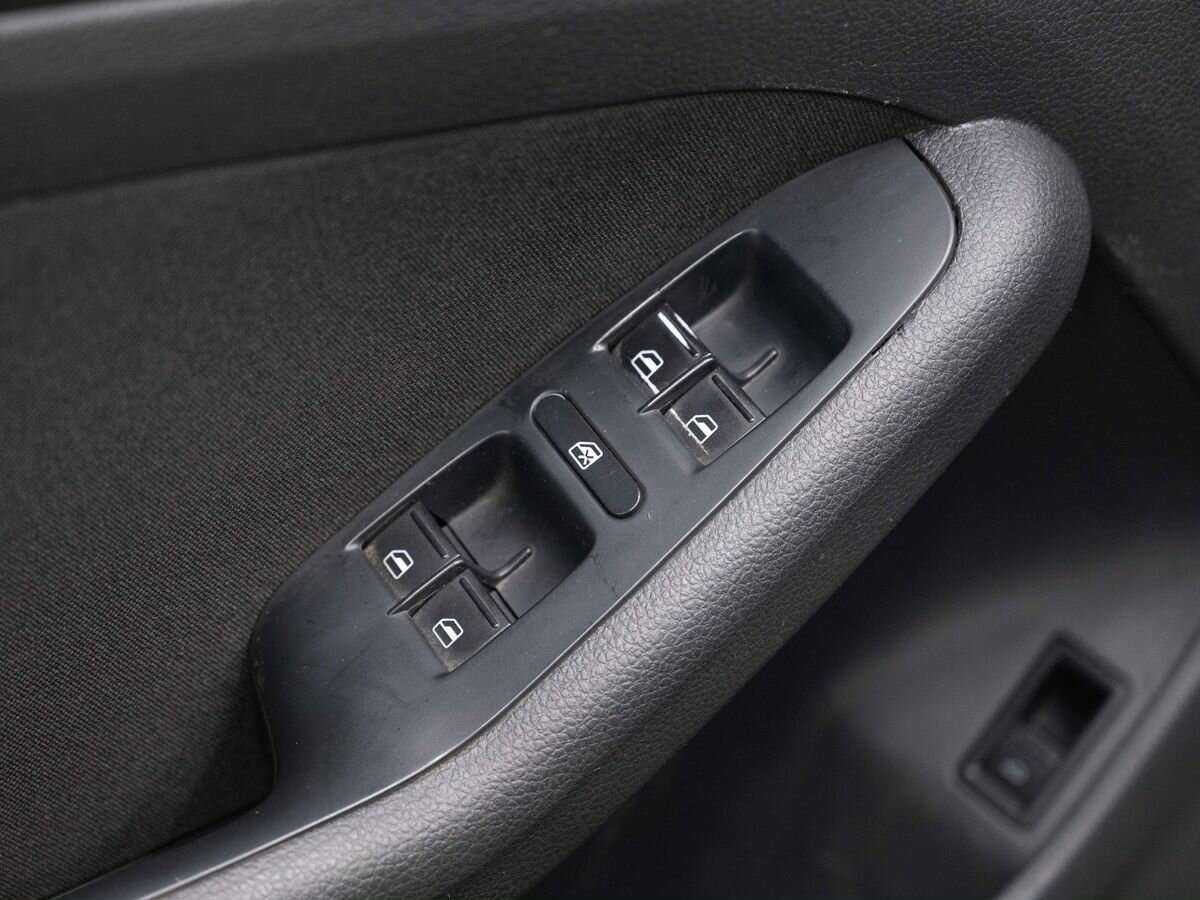 Volkswagen Jetta, 2016 Фото №16